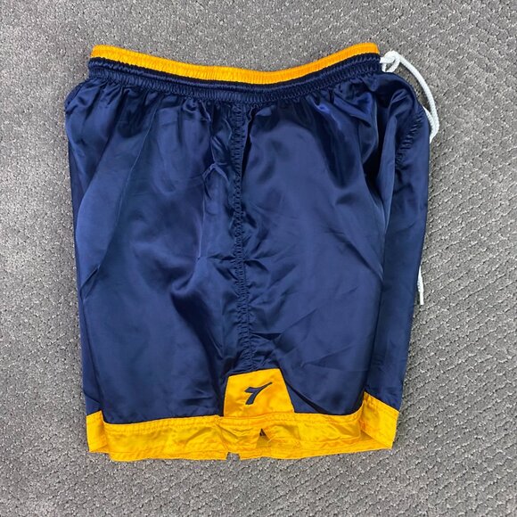 Vintage Diadora Shorts Men's Medium Soccer Shiny Satin Nylon Athletic Blue 5" - Picture 5 of 13